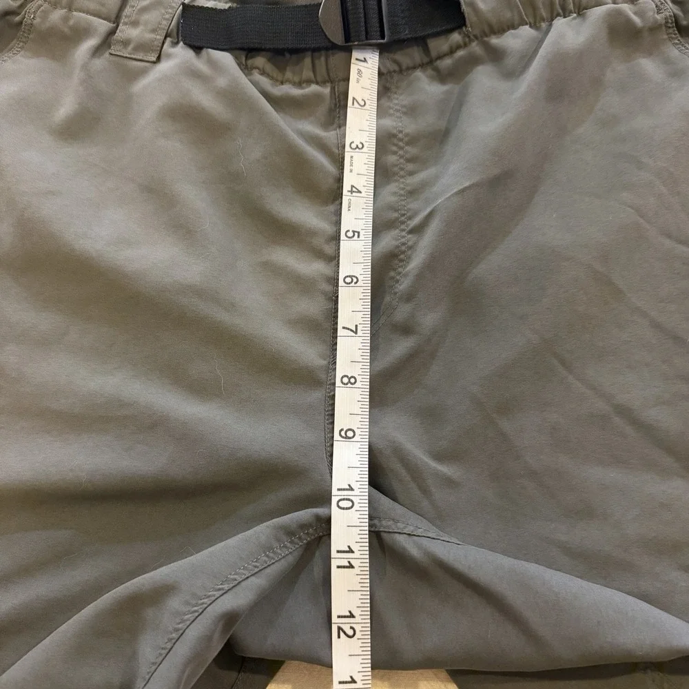The North Face Class V Pathfinder Belted Shorts Men's Size Large Blue Hiking EUC
